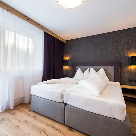 Lakeside By A Casa *