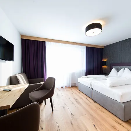 Lakeside By A Casa *