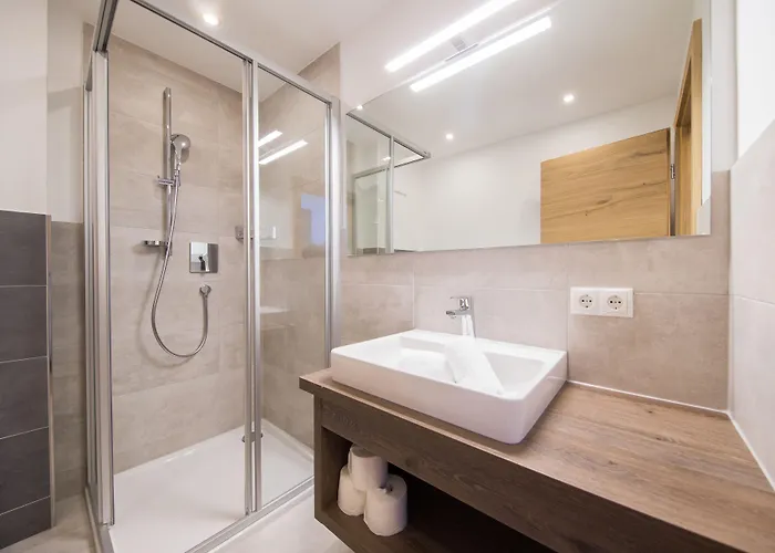 Lakeside By A Casa *