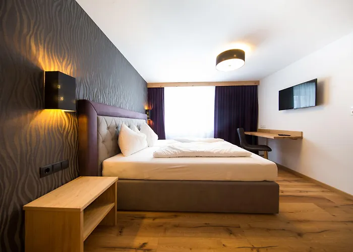 Lakeside By A Casa *