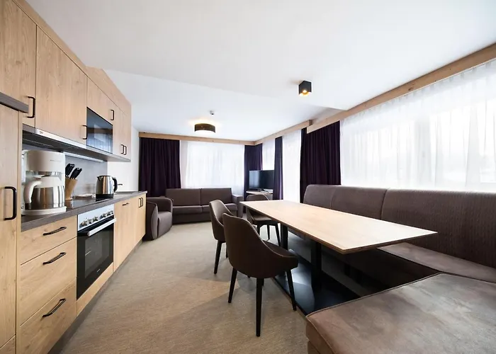 Lakeside By A Casa *